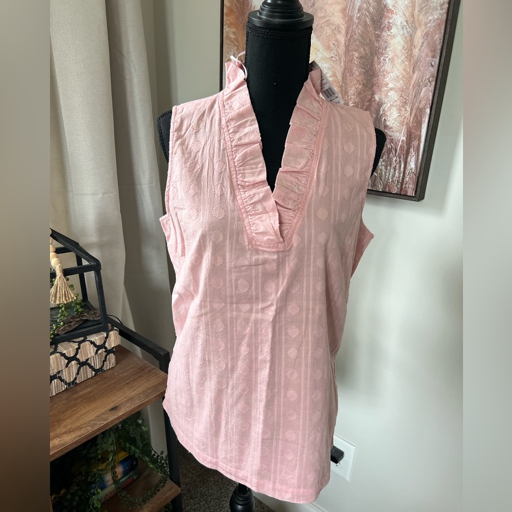 NWT Crown & Ivy sleeveless ruffle neck top